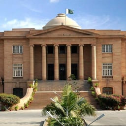 محکمہ تعلیم کی اسامیاں پُر نہ ہوئیں، سندھ ہائیکورٹ کا برہمی کا اظہار
